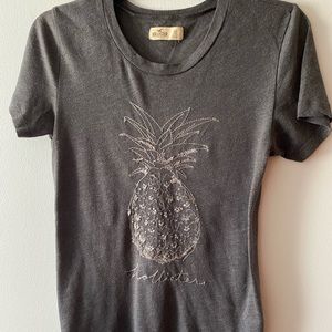 HOLLISTER Grey Pineapple Design Short Sleeve